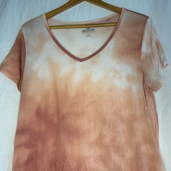 Hollister Women’s Short Sleeve Tie Dye Orange/Pink/White Top size Medium - Picture 4 of 11